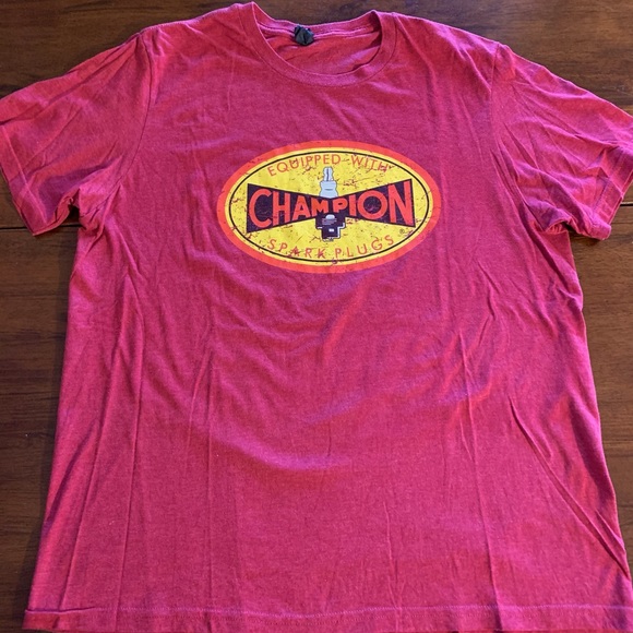 Men’s Vintage Inspired Novelty T-Shirt, size XL Champion Spark Plugs, Red Fade - Picture 3 of 5